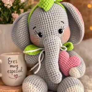 Amigurumi Lucy la elefanta